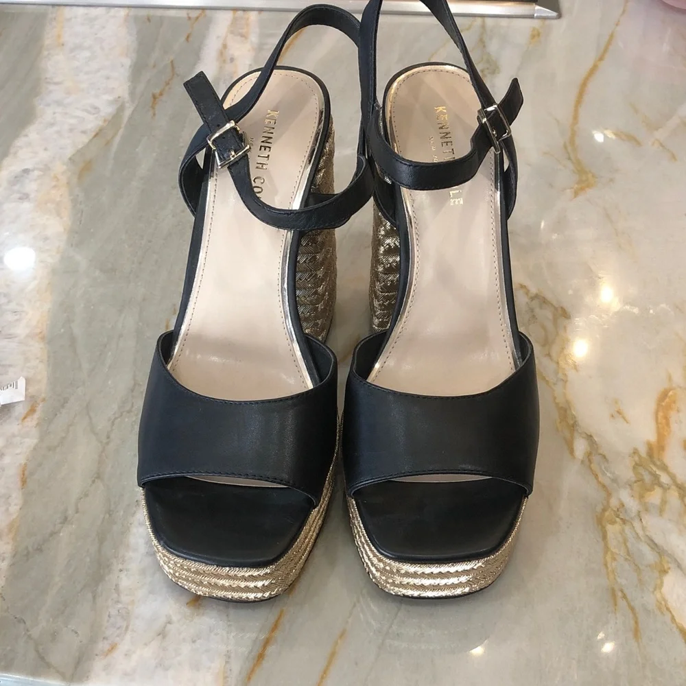 Kenneth Cole Black and Gold Platform Heels